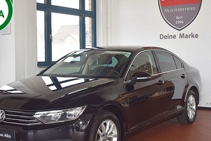 VW Passat 118.174 km 14.200 € Bielefeld 33647