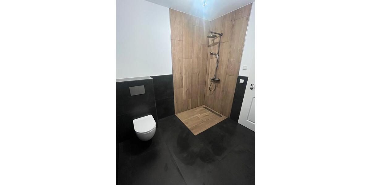 Moderne Neubau- DHH 4 zimmer