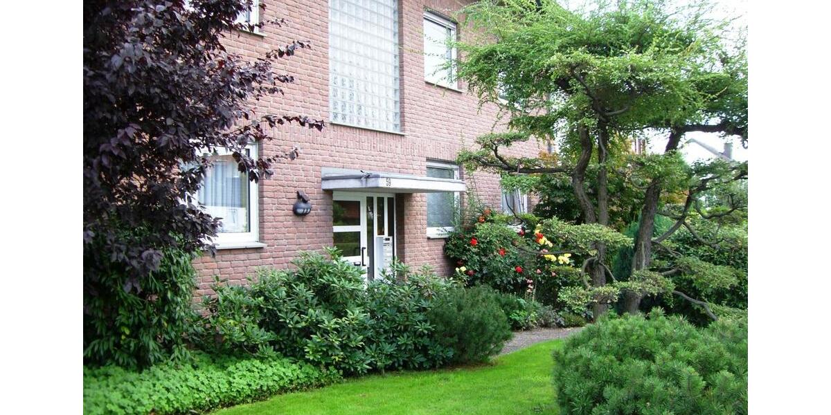 Dachgeschoßwohnung Oerlinghausen - 3 Zimmer, 108 m&sup2;, 780&euro; | Angebot:25614436