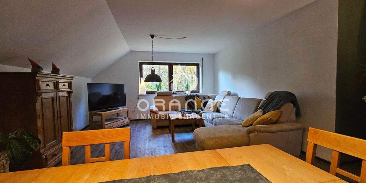 ***Großzügiges Zweifamilienhaus mit ca. 12.000 m² Traumgrundstück*** 1 zimmer