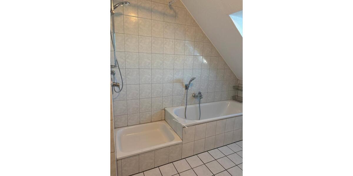 Etagenwohnung Gütersloh Avenwedde - 3 Zimmer, 90 m&sup2;, 198.000&euro; | Angebot:26448676