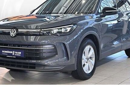 VW Tiguan 4.990 km 43.380 &euro; Verl 33415