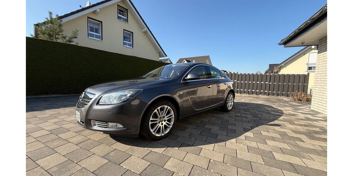Opel Insignia 235.610 km 4.999 &euro; Bielefeld 33699