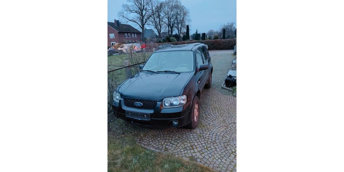 Ford Maverick 152.000 km 3.200 &euro; Melle 49324