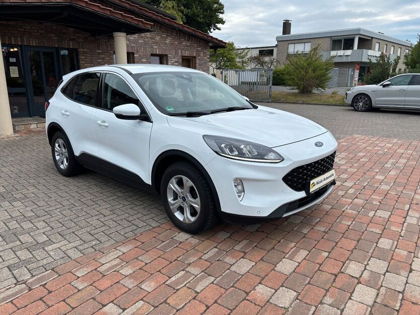 Ford Kuga 174.800 km 17.250 € Versmold 33775