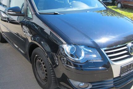 VW Touran 182.178 km 3.599 &euro; Bad Oeynhausen 32549