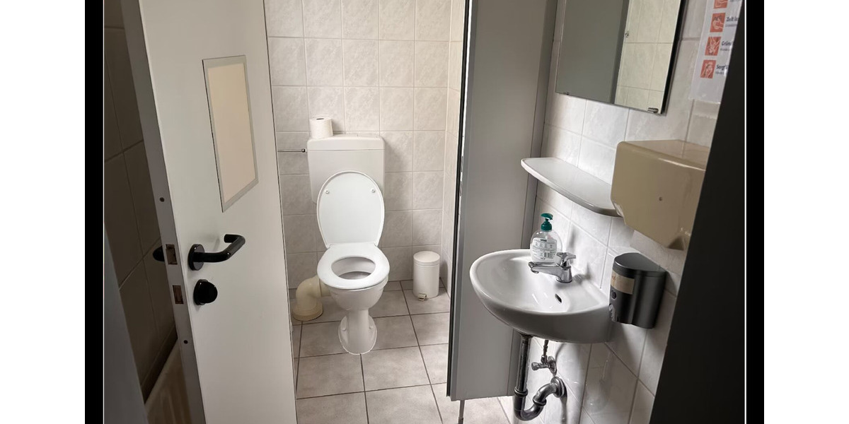 Gewerbefläche in zentraler Lage – provisionsfrei vom Vermieter zimmer