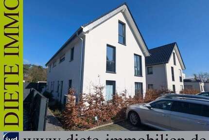 Haus zum Mieten in Schloß Holte-Stukenbrock 1.342 € 122 m²