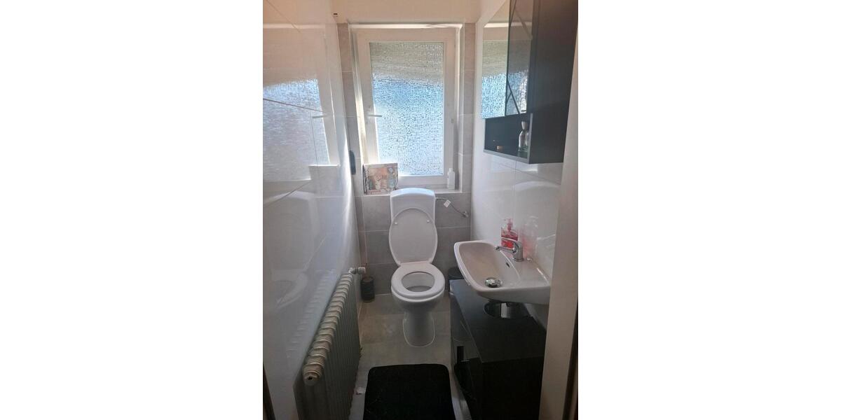 Reihenhaus Detmold - 6 Zimmer, 178 m&sup2;, 360.000&euro; | Angebot:25164736