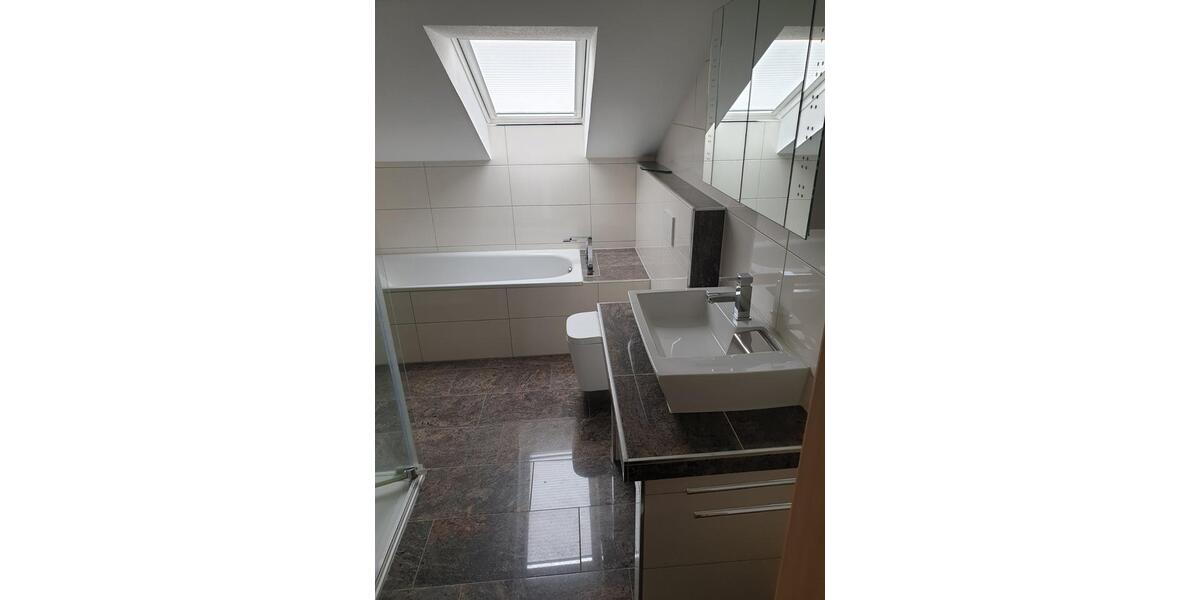Etagenwohnung Spenge - 3 Zimmer, 90 m&sup2;, 180.000&euro; | Angebot:24811772