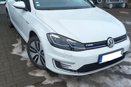 VW Golf 95.000 km 13.800 &euro; Vlotho 32602