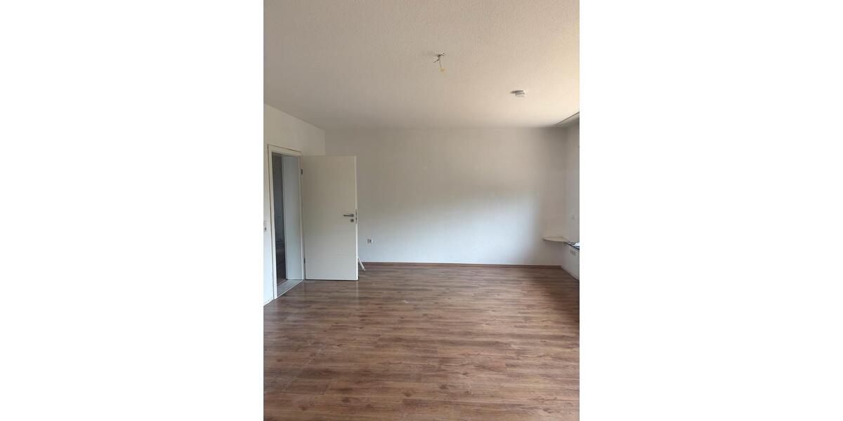 Etagenwohnung Leopoldshöhe - 3 Zimmer, 102 m&sup2;, 210.000&euro; | Angebot:26699211