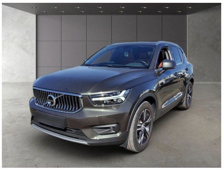 Volvo XC40 96.500 km 26.890 &euro; Detmold 32758