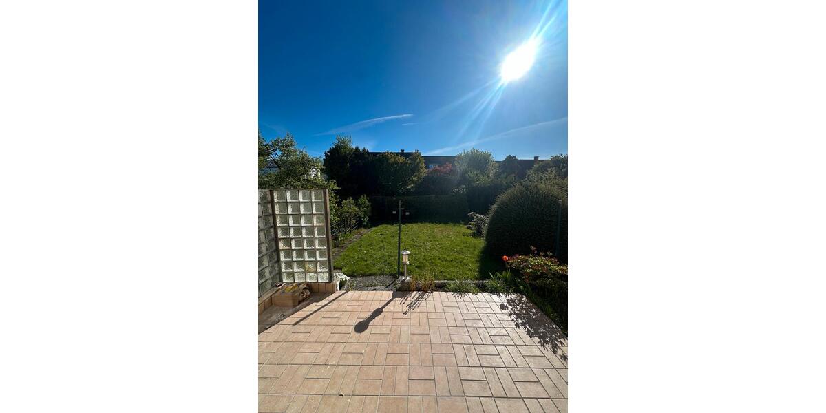 Reihenhaus Bielefeld Heepen - 7 Zimmer, 130 m&sup2;, 1.800&euro; | Angebot:26374931