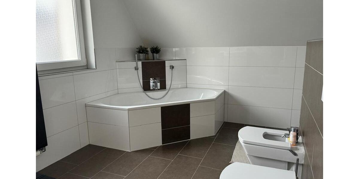 Einfamilienhaus Gütersloh - 5 Zimmer, 156 m&sup2;, 1.450&euro; | Angebot:25764234