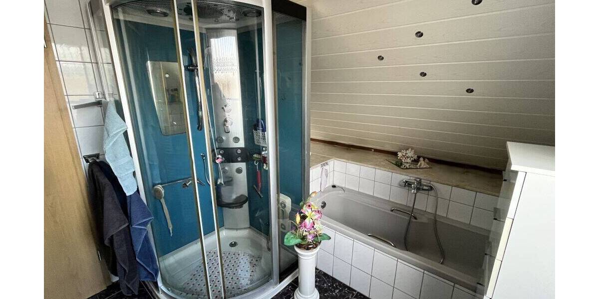 Einfamilienhaus Bad Salzuflen Holzhausen - 4 Zimmer, 105 m&sup2;, 398.000&euro; | Angebot:26377051
