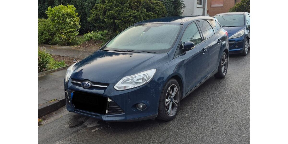 Ford Focus 144.000 km 2.499 &euro; Hiddenhausen 32120