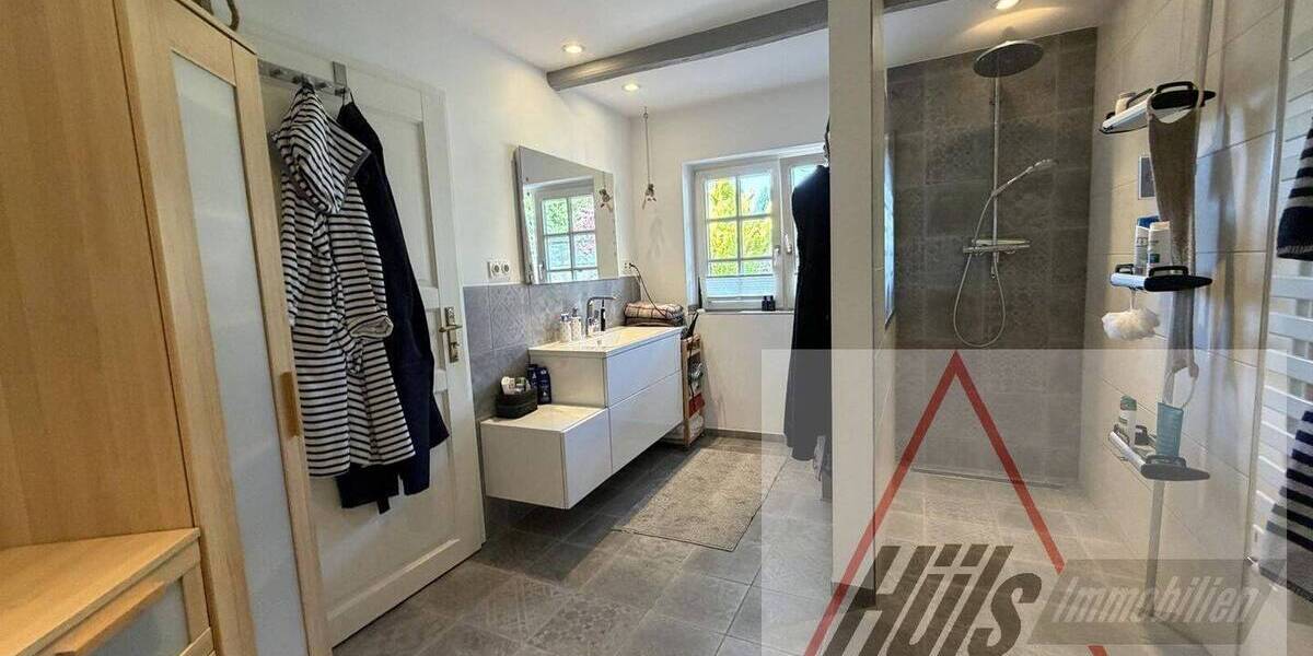 Mehrfamilienhaus, Wohnhaus Versmold Bockhorst - 8 Zimmer, 219 m&sup2;, 679.000&euro; | Angebot:26835164