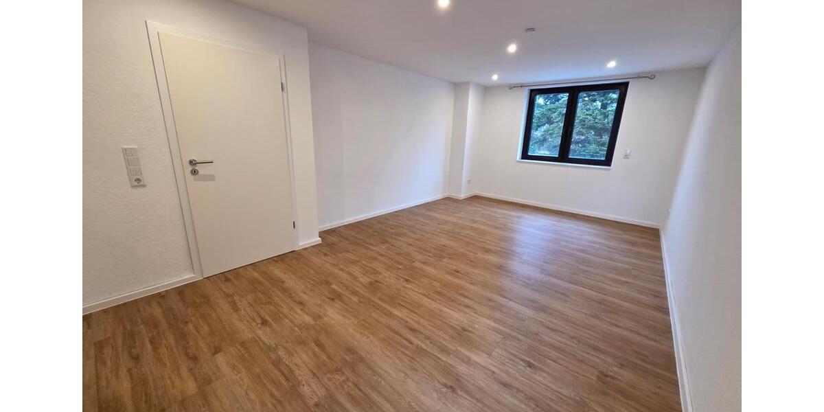 Maisonettenwohnung Leopoldshöhe - 5 Zimmer, 180 m&sup2;, 1.500&euro; | Angebot:25858711