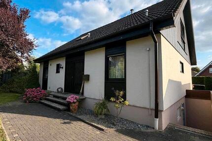 Haus Leopoldshöhe - 7 Zimmer, 156 m&sup2;, 435.000&euro; | Angebot:27108875
