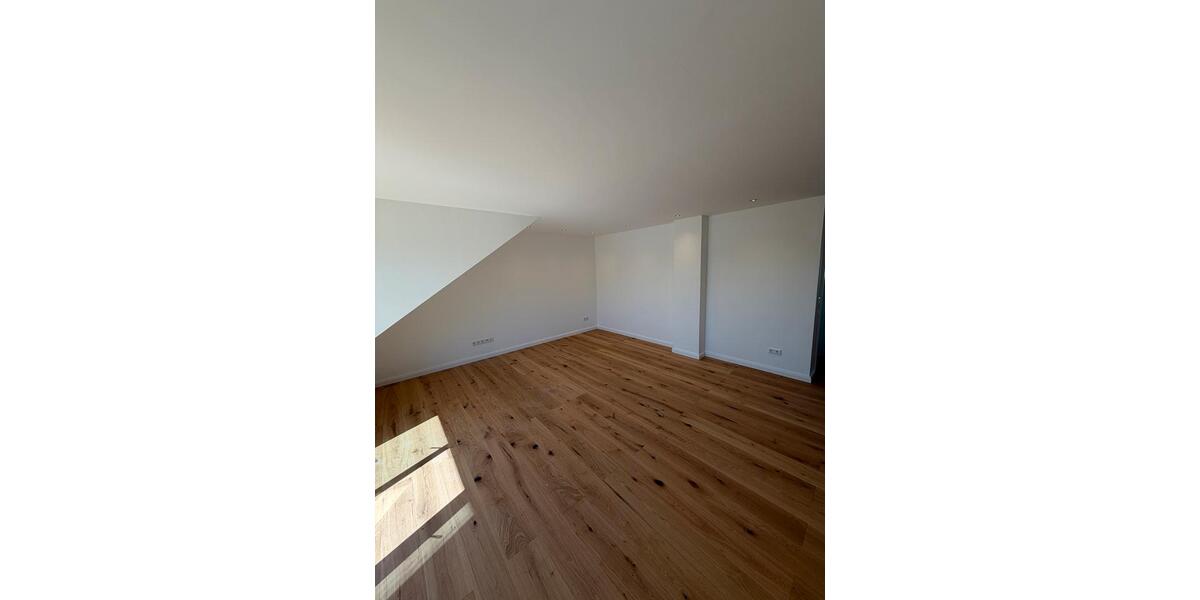 Dachgeschoßwohnung Detmold Hiddesen - 2 Zimmer, 59 m&sup2;, 944&euro; | Angebot:26367909