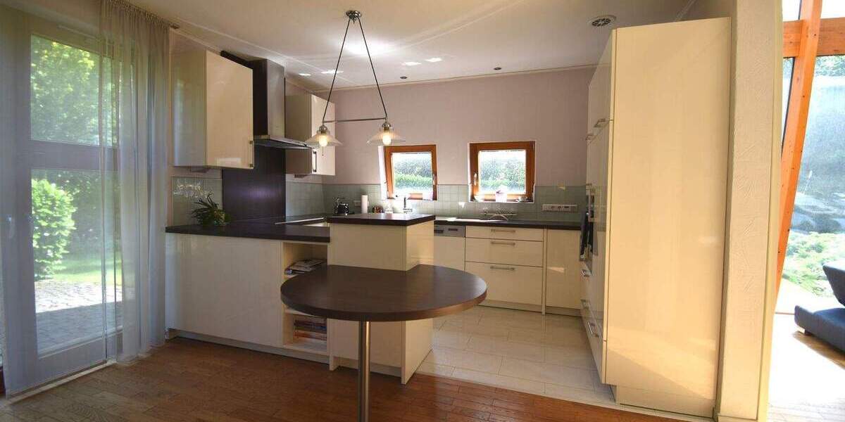 Einfamilienhaus Versmold - 4 Zimmer, 190 m&sup2;, 649.000&euro; | Angebot:25708849