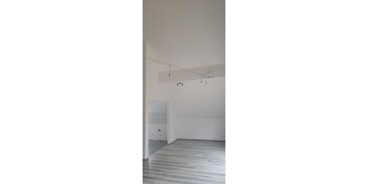 Dachgeschoßwohnung Bielefeld Brackwede - 3.5 Zimmer, 90 m&sup2;, 830&euro; | Angebot:26214401