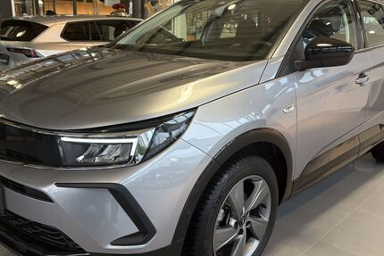 Opel Grandland (X) 16.660 km 26.895 &euro; Herford 32049