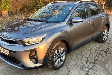 Kia Stonic 7.850 km 19.750 &euro; Bad Salzuflen 32107