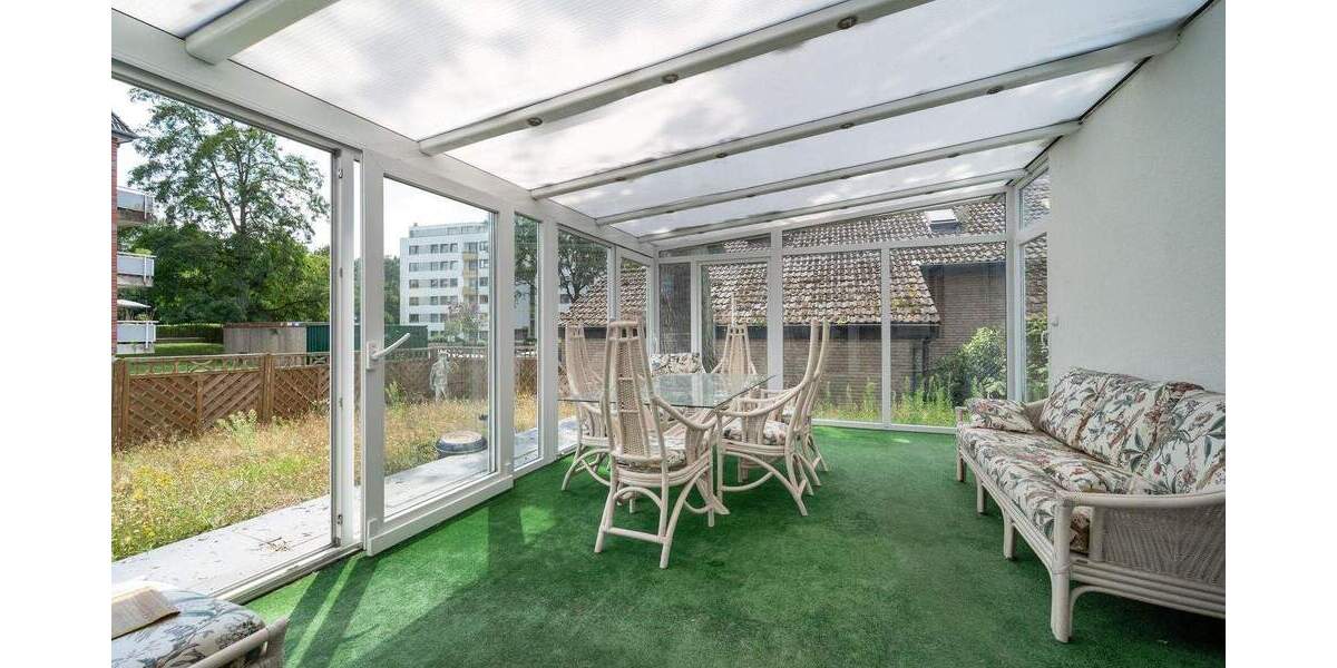 Die Immobilie kostet 1000€m² weniger als Vergleichsobjekte in der Gegend! 8 zimmer