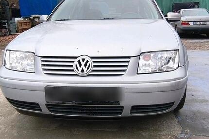 VW Bora 212.000 km 700 &euro; Melle 49324