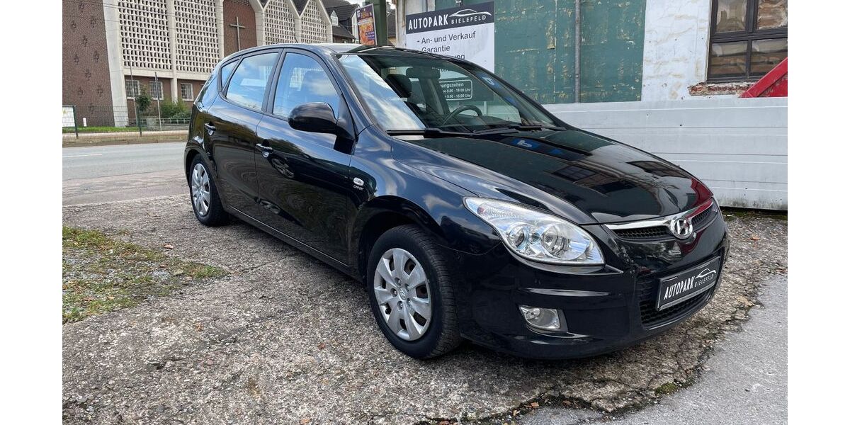 Hyundai i30 114.045 km 3.850 &euro; Bielefeld 33617