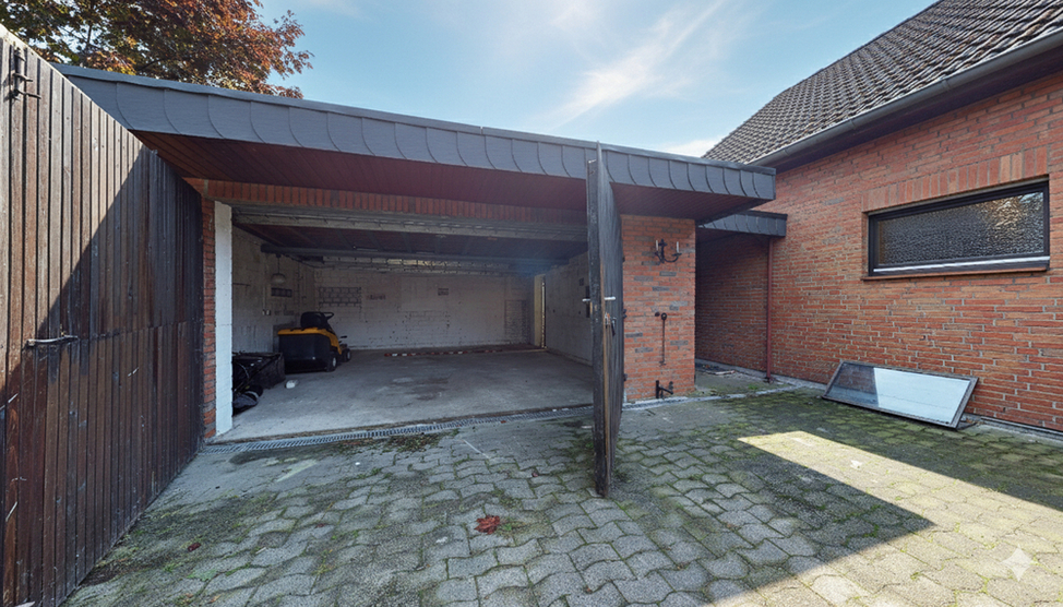 Mit 3D: Endlich Zuhause! Großzügige Familienidylle - riesen Gartenparadies mit zahlreichen Obstbäumen. 9 zimmer