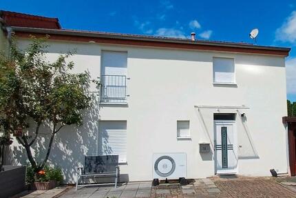 Haus Leopoldshöhe - 4 Zimmer, 110 m&sup2;, 325.000&euro; | Angebot:26939534