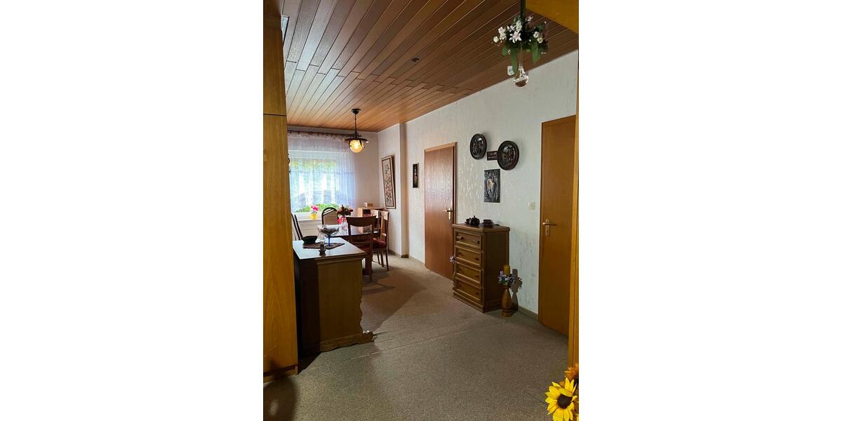 Einfamilienhaus Melle - 6 Zimmer, 250 m&sup2;, 350.000&euro; | Angebot:26780227