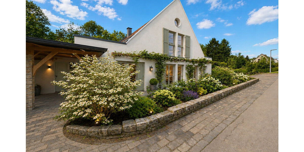 Charakterimmobilie mit Einliegerwohnung auf außergewöhnlichem Naturgrundstück - Zweifamilienhaus Hüllhorst | Angebot:26948462