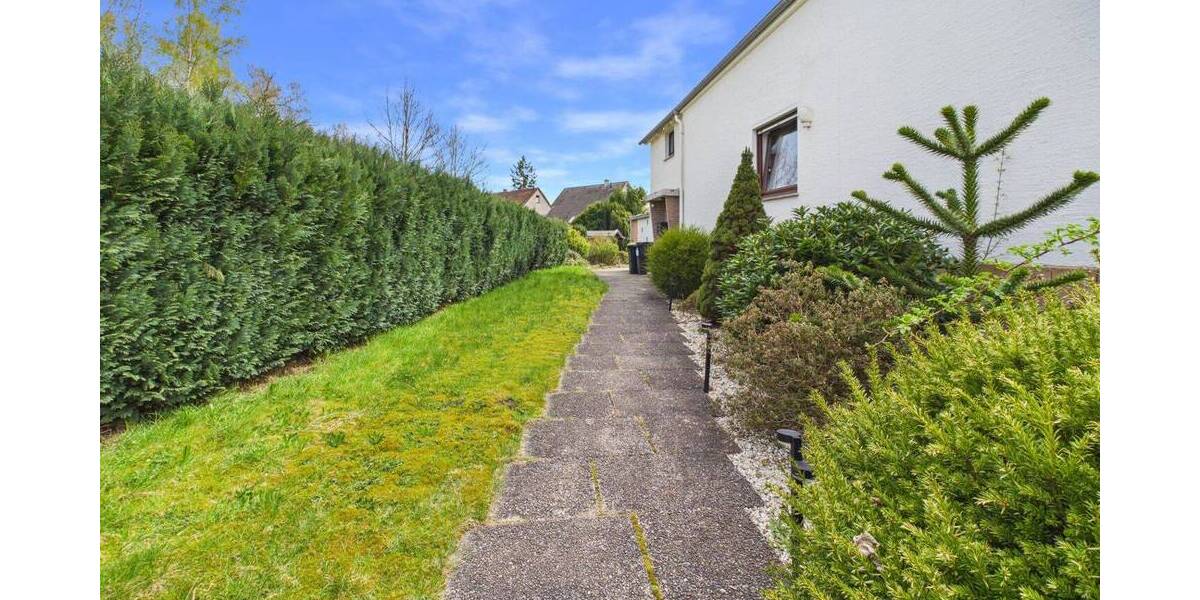 Einfamilienhaus Bielefeld Jöllenbeck - 6 Zimmer, 173 m&sup2;, 379.500&euro; | Angebot:26319633
