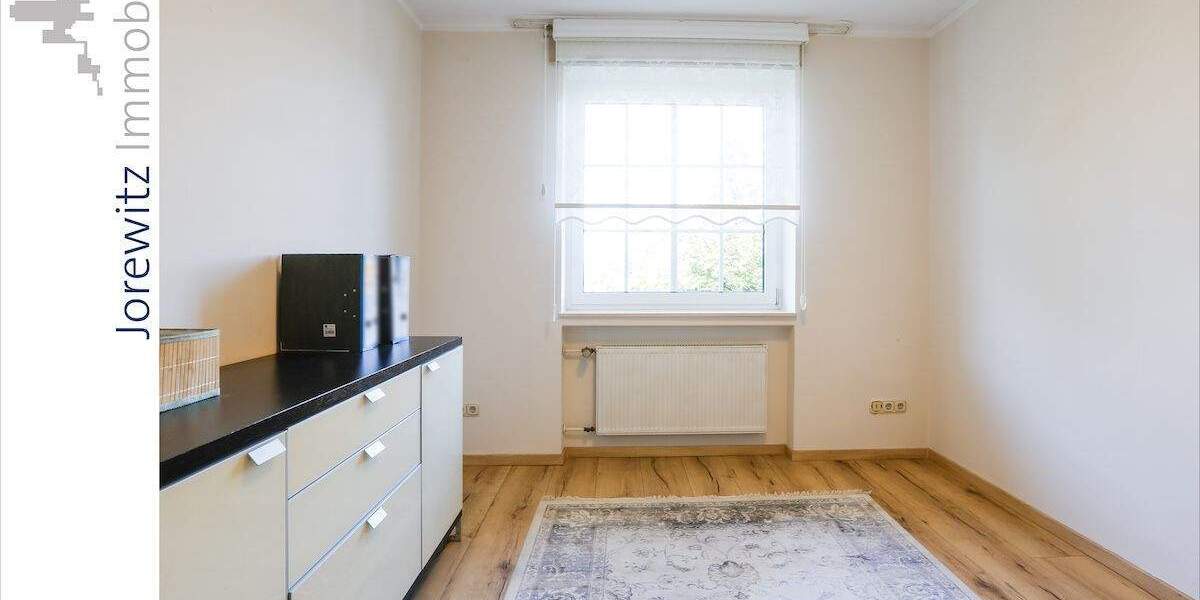 Mehrfamilienhaus, Wohnhaus Bielefeld Brackwede - 8 Zimmer, 235 m&sup2;, 779.000&euro; | Angebot:25728663