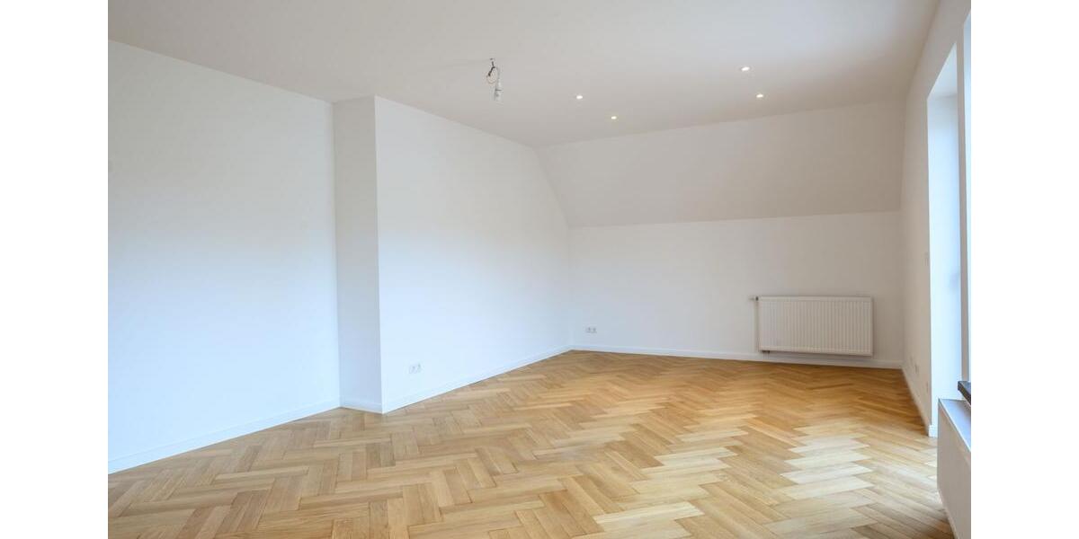 Dachgeschoßwohnung Hilter am Teutoburger Wald - 4 Zimmer, 103 m&sup2;, 285.000&euro; | Angebot:26794737