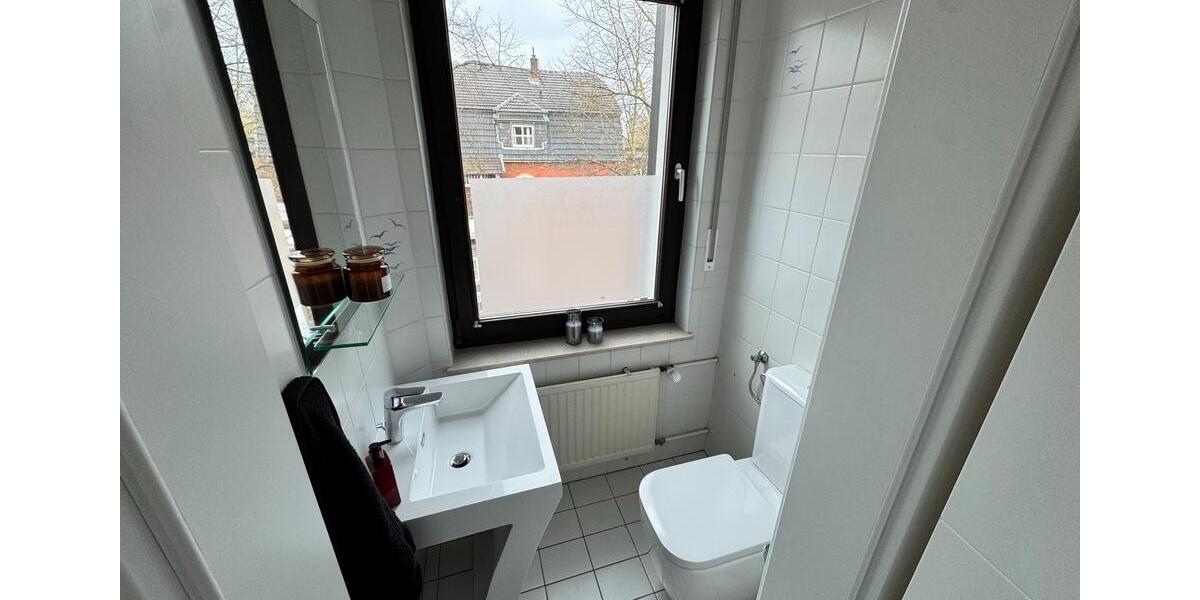 Etagenwohnung Bad Oeynhausen - 2 Zimmer, 75 m&sup2;, 650&euro; | Angebot:25792016