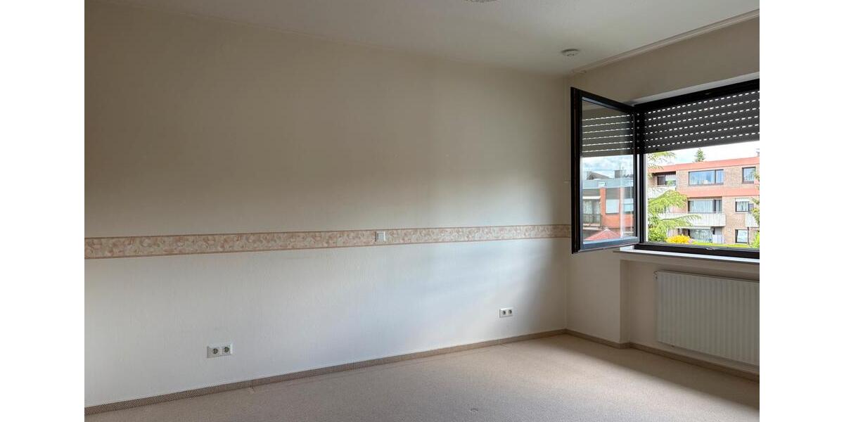 Etagenwohnung Bad Salzuflen - 3 Zimmer, 90 m&sup2;, 950&euro; | Angebot:26679297