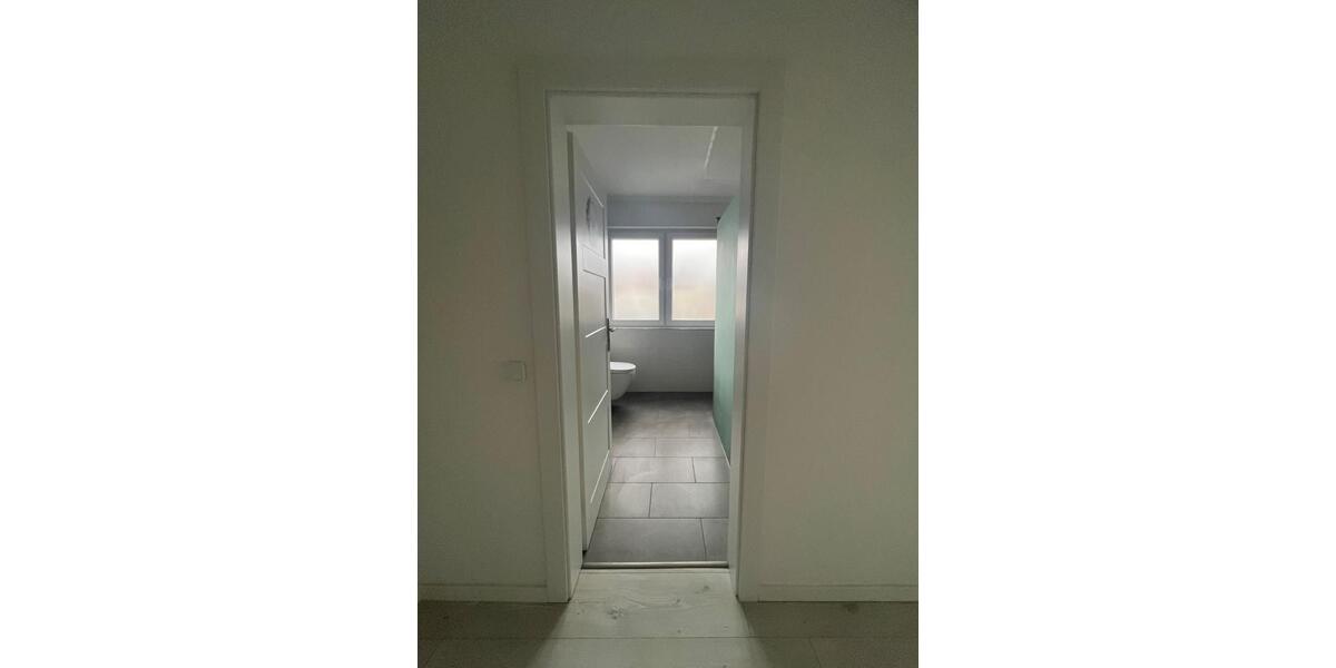 Etagenwohnung Bielefeld Jöllenbeck - 3 Zimmer, 83 m&sup2;, 260.000&euro; | Angebot:27429966