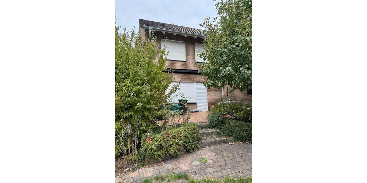 Haus zur Miete in Gütersloh, Nähe Mohnspark, 1500€ Kaltmiete 6 zimmer