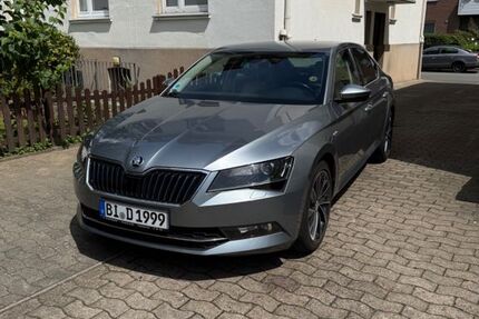 Skoda Superb 132.000 km 16.800 &euro; Bielefeld 33617