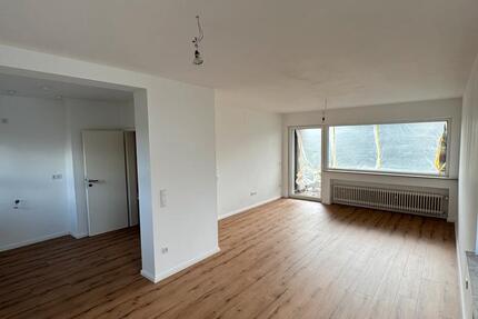 Wohnung Bad Salzuflen Ehrsen-Breden - 5 Zimmer, 140 m&sup2;, 1.400&euro; | Angebot:26521337