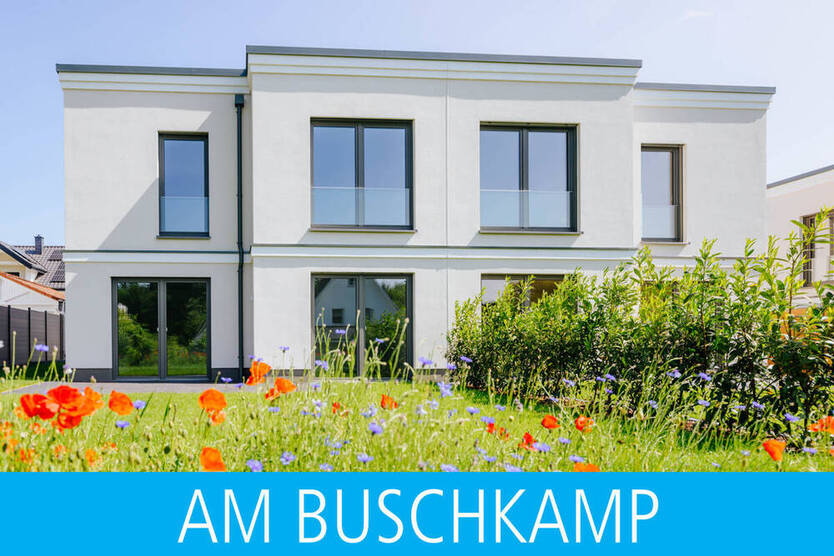 Stylisch wohnen, nachhaltig leben! KFW 40 EE Familienhaus mit zwei Garagen