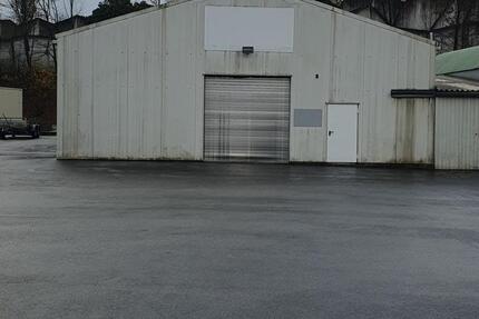 ca. 195qm große Lagerhalle mit Rolltor in BI-Sennestadt zu verm. zimmer