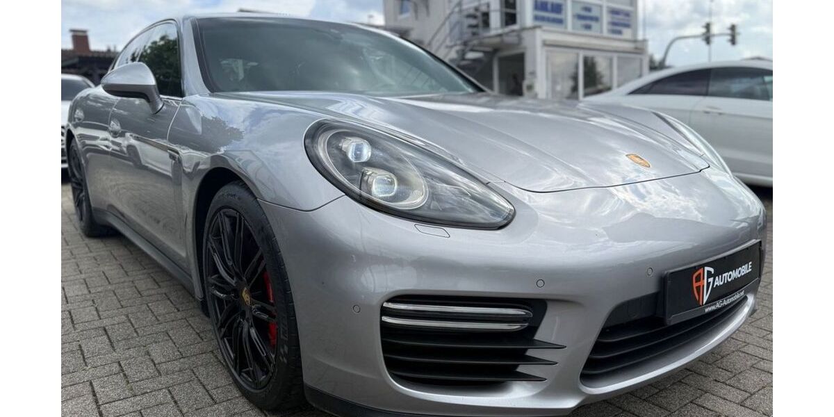 Porsche Panamera 151.200 km 40.999 &euro; Bielefeld 33659
