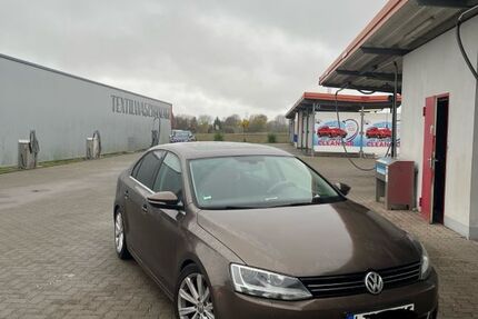 VW Jetta 196.000 km 6.500 &euro; Lemgo 32657