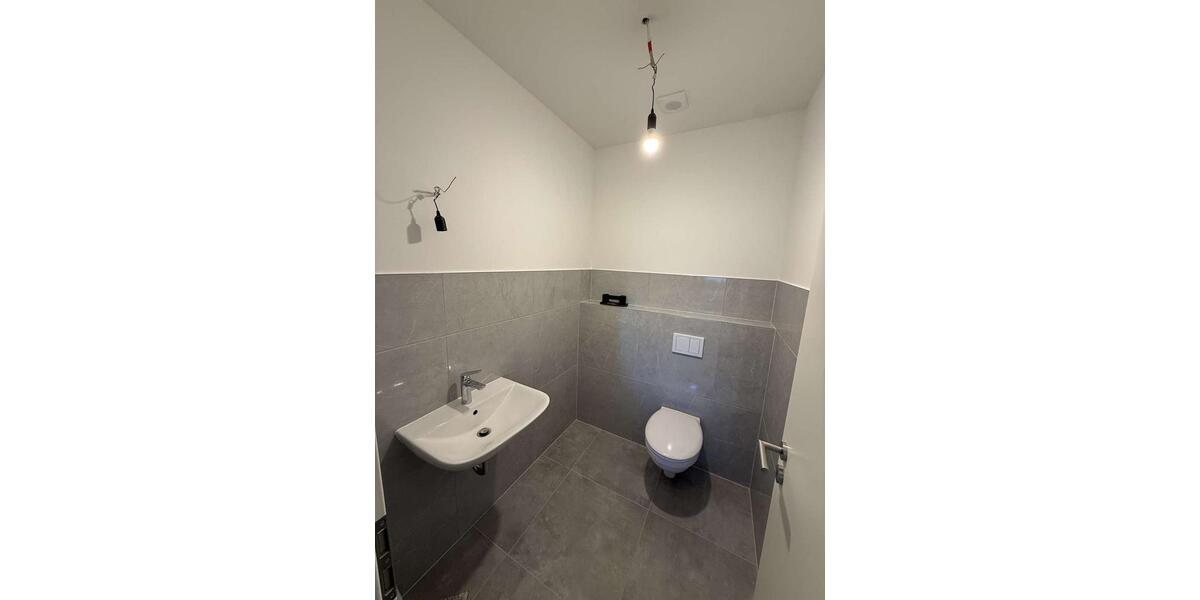Etagenwohnung Bielefeld - 5 Zimmer, 122 m&sup2;, 1.520&euro; | Angebot:26099695
